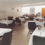 Hotel Puerta 3*