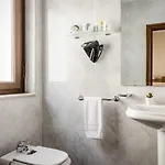 Puerta Otel