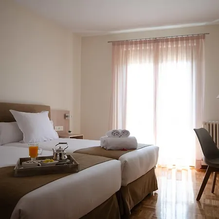 Puerta Hotel