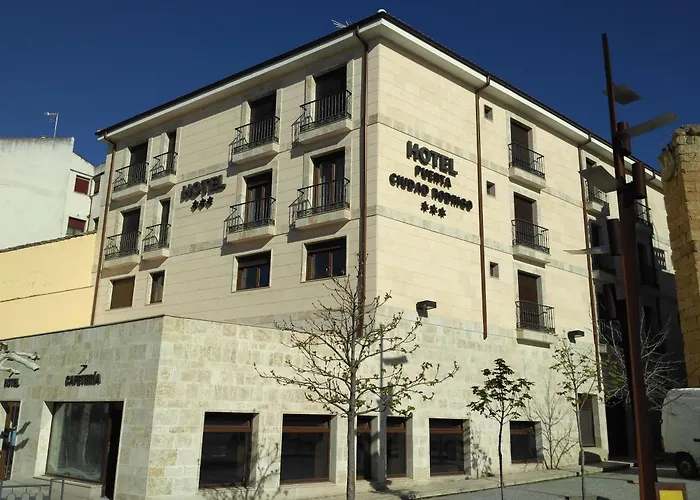 Puerta Hotell Ciudad-Rodrigo